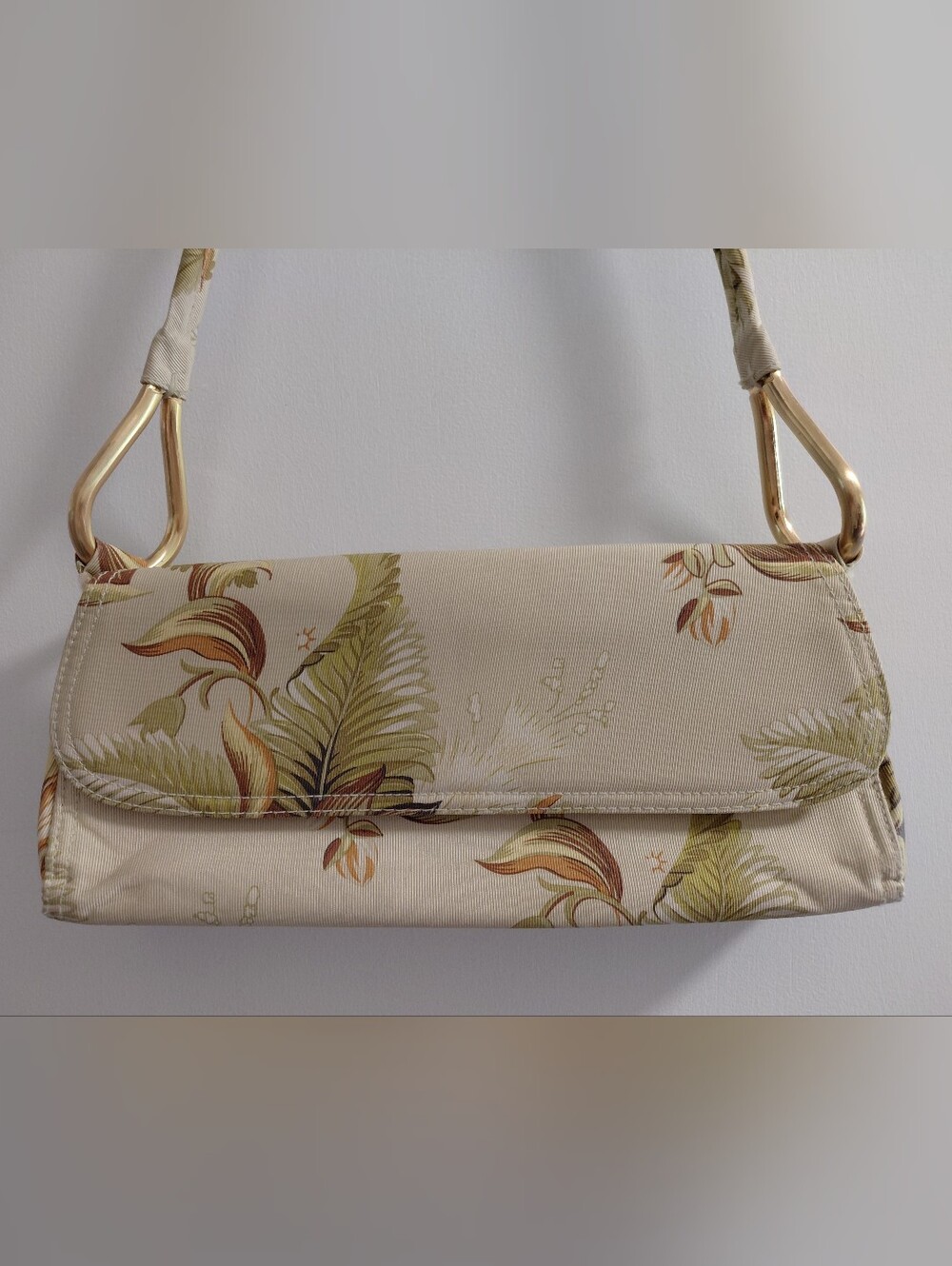 Sunny Hawaii Cream Floral Shoulder Bag Purse with Gold Hardware